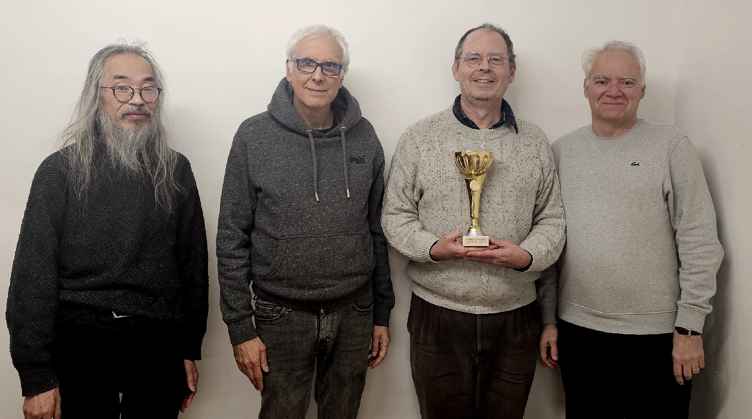 Les quatre premiers (Takuji, Thierry, Marc et Manu)