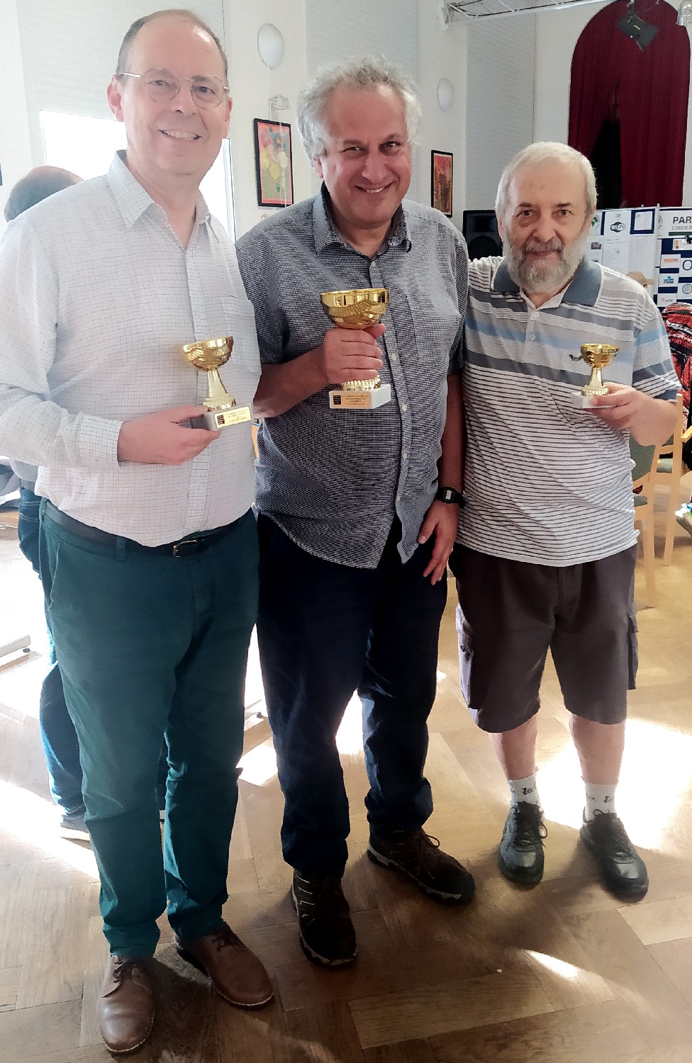 Les trois premiers seniors (Marc, Imre et Leonid, de gauche à droite)