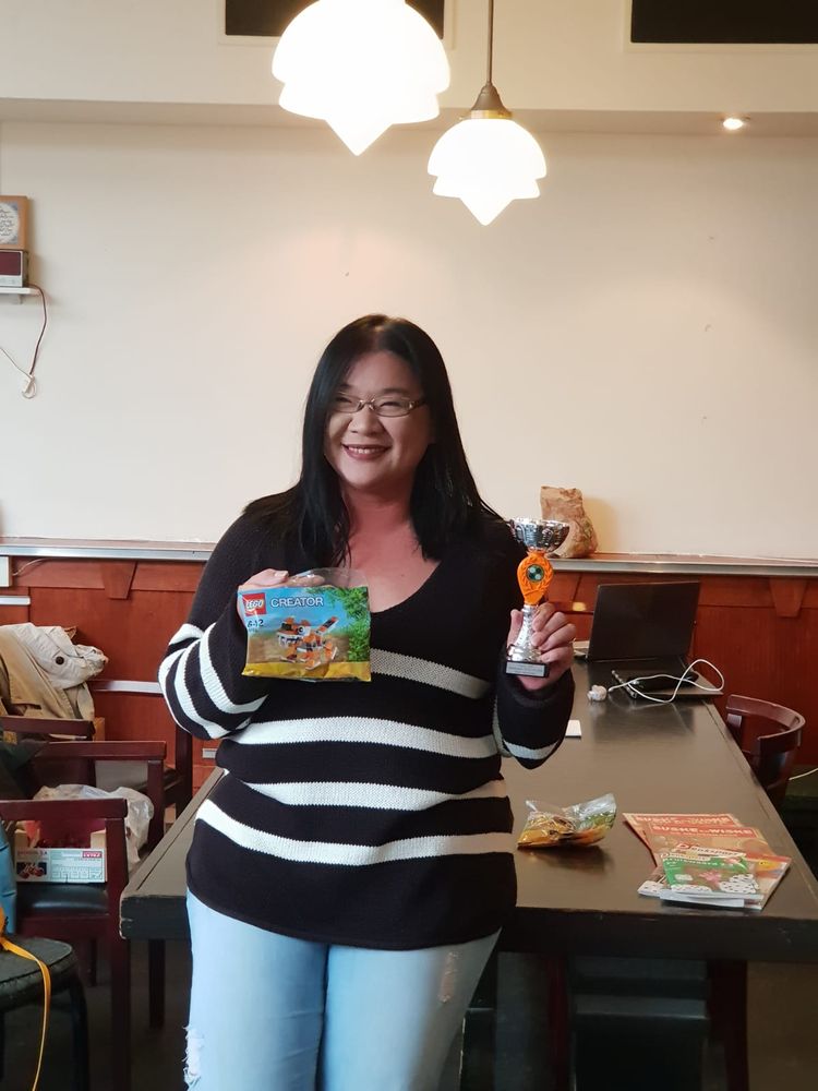 Linda Praseptyo (1ère féminine)