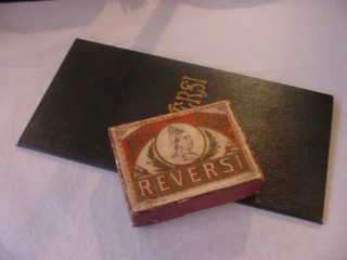 La boîte du Reversi Jaques de 1920